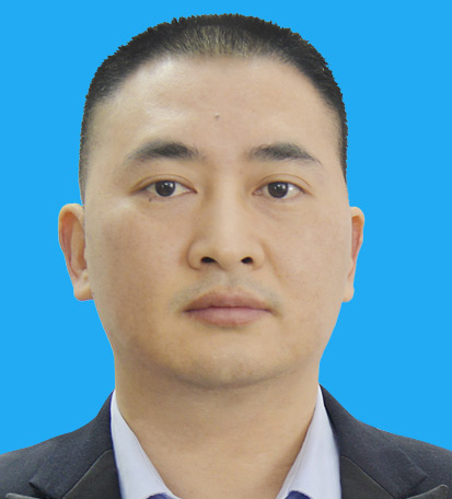 瀘州市勝藍職業(yè)培訓(xùn)學(xué)校有限公司總經(jīng)理/校長
四川未來生活網(wǎng)創(chuàng)始人